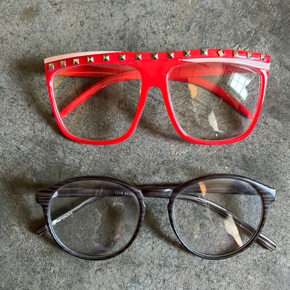 Novelty Costume Glasses Pack